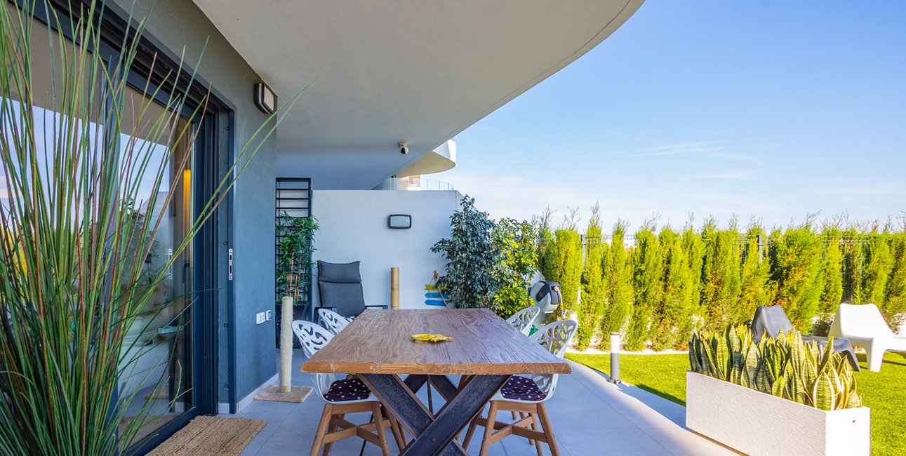 Rynek wtórny - Mieszkanie  -
Torrevieja - Punta prima