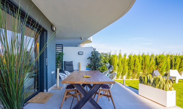 Rynek wtórny - Mieszkanie  -
Torrevieja - Punta prima