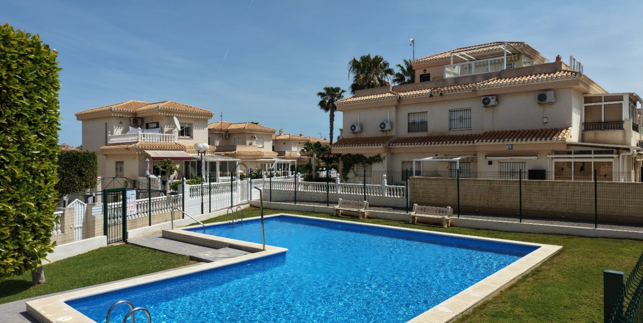 Resale - Townhouse -
Orihuela Costa - Playa Flamenca