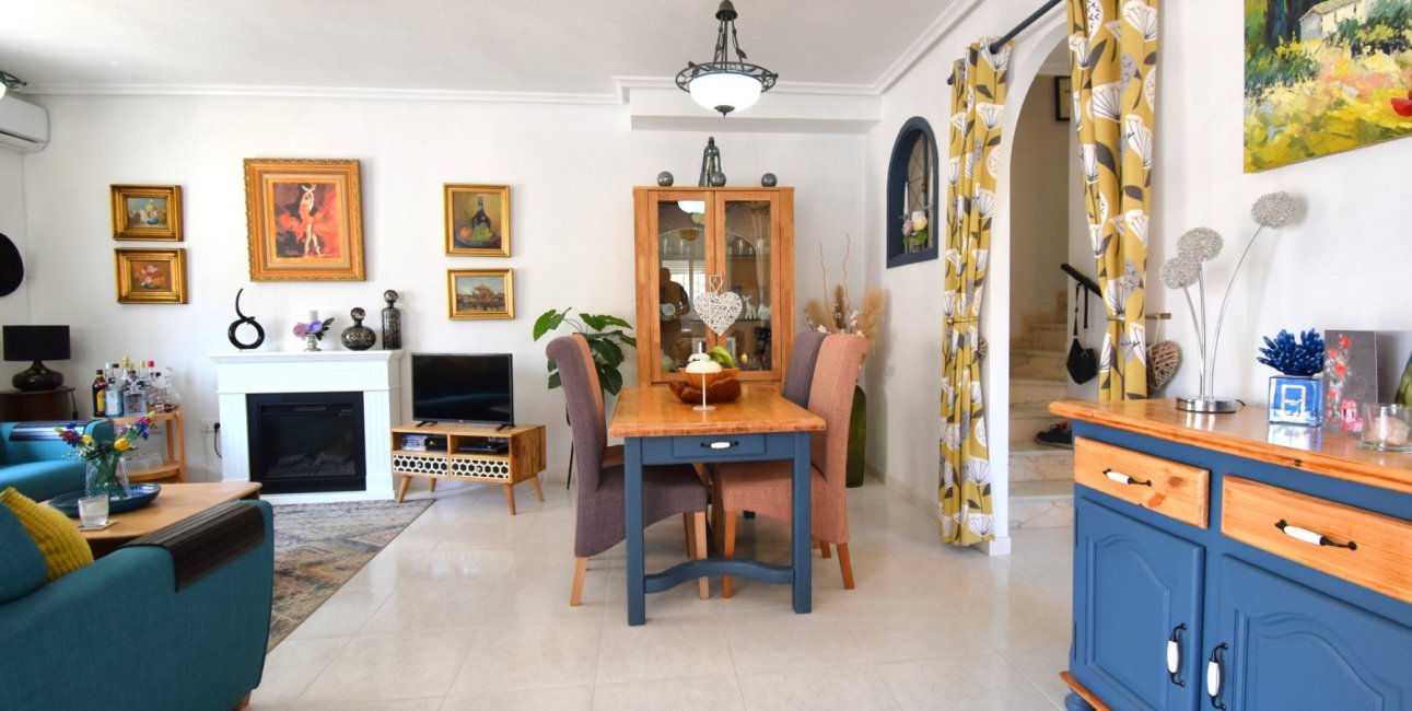 Resale - Townhouse -
Orihuela Costa - Playa Flamenca