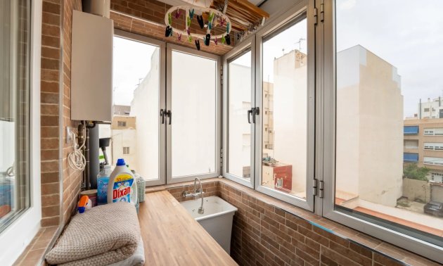 Rynek wtórny - Mieszkanie  -
Torrevieja - Playa Del Cura