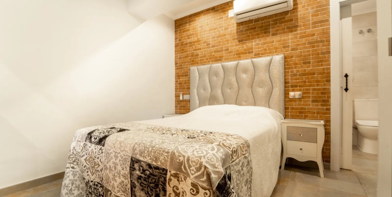 Rynek wtórny - Mieszkanie  -
Torrevieja - Playa Del Cura