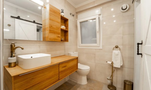 Rynek wtórny - Mieszkanie  -
Torrevieja - Playa Del Cura