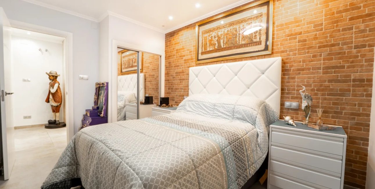 Rynek wtórny - Mieszkanie  -
Torrevieja - Playa Del Cura