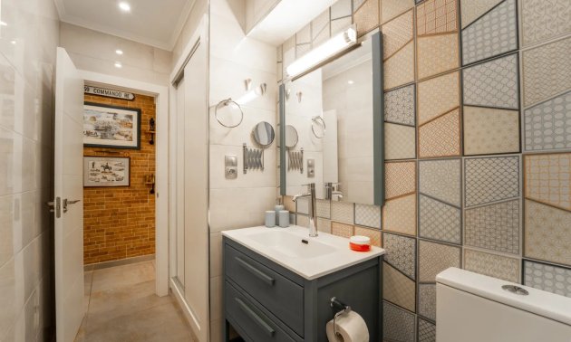 Rynek wtórny - Mieszkanie  -
Torrevieja - Playa Del Cura