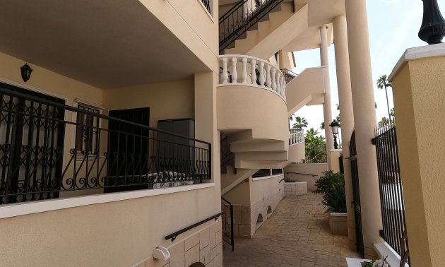 Resale - Apartment / flat -
Jacarilla - Jacarilla - Town