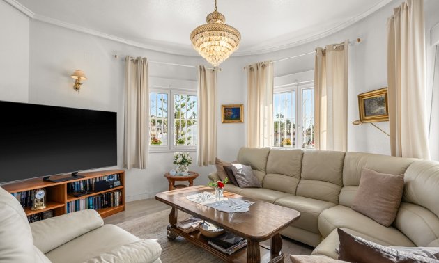 Resale - Villa -
Ciudad Quesada - Ciudad Quesada - Town