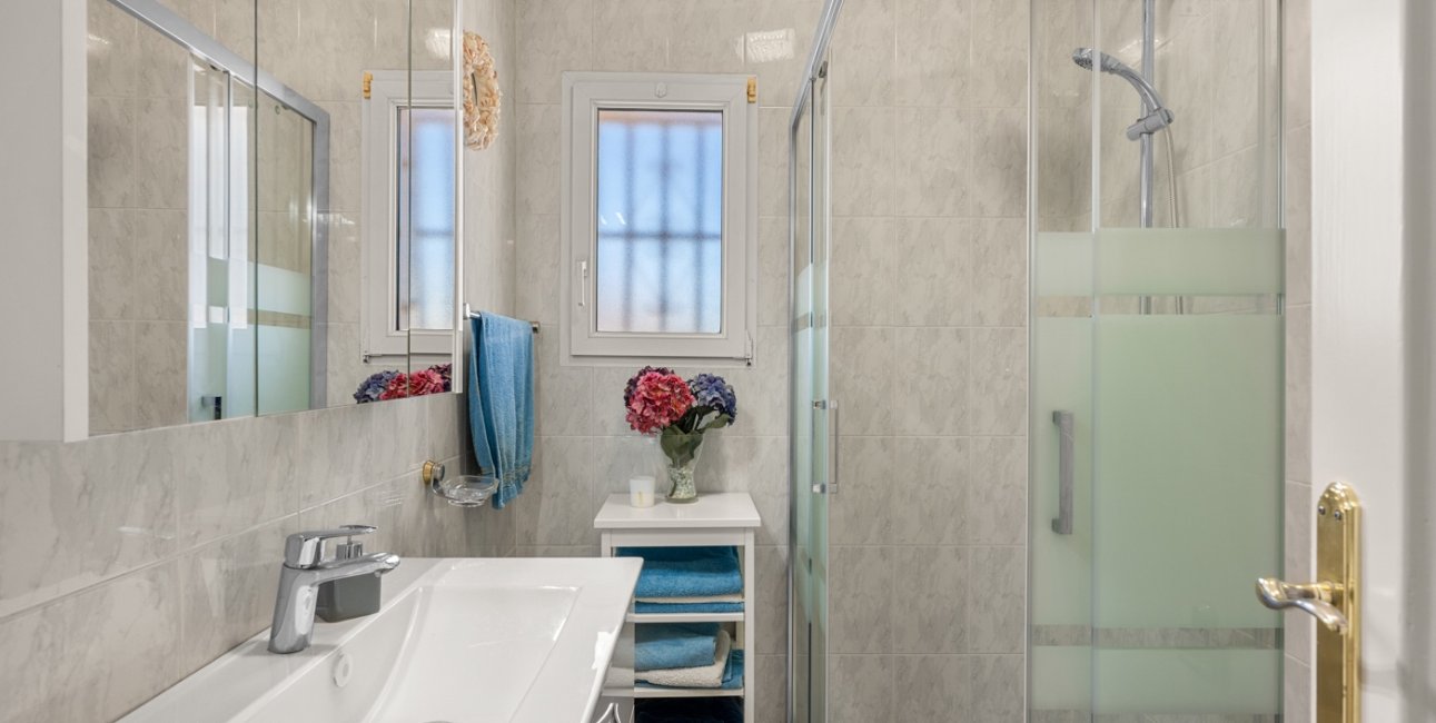 Resale - Villa -
Ciudad Quesada - Ciudad Quesada - Town