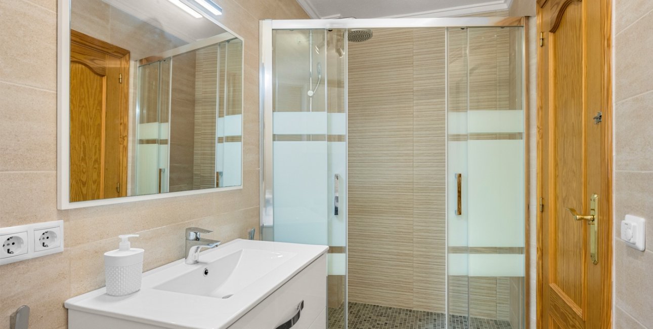 Resale - Villa -
Ciudad Quesada - Ciudad Quesada - Town