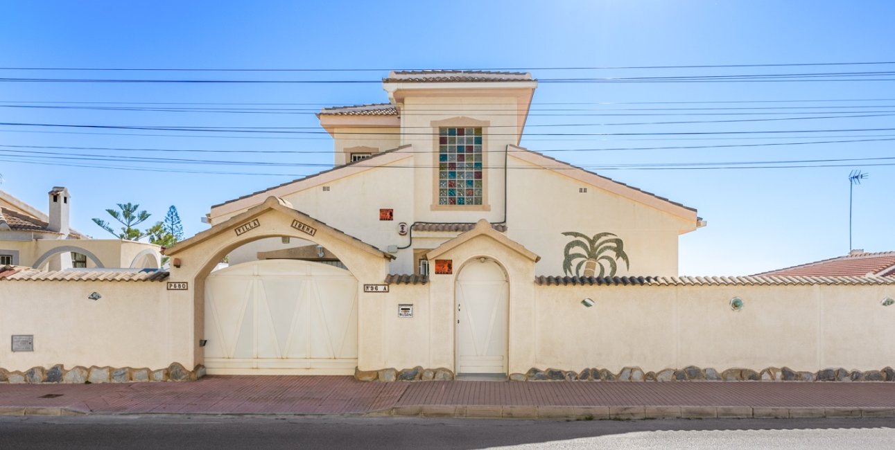 Resale - Villa -
Ciudad Quesada - Ciudad Quesada - Town