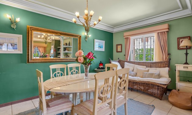 Resale - Villa -
Torrevieja - Torre La Mata