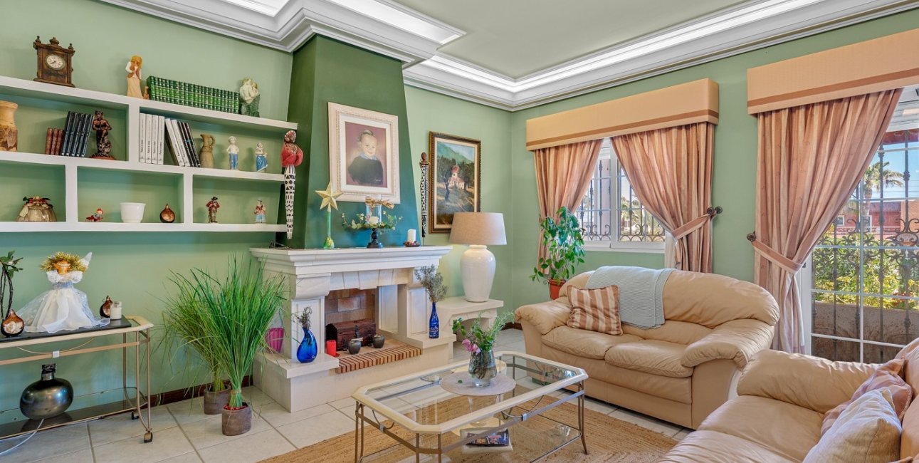 Resale - Villa -
Torrevieja - Torre La Mata