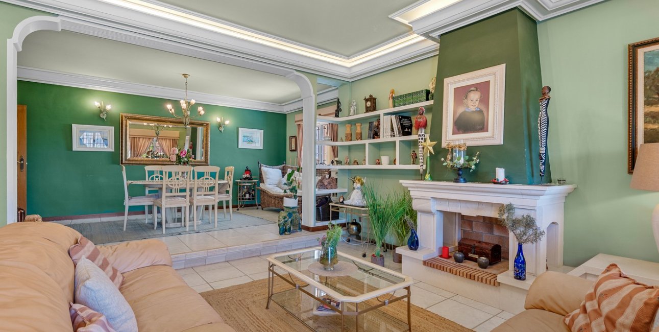 Resale - Villa -
Torrevieja - Torre La Mata