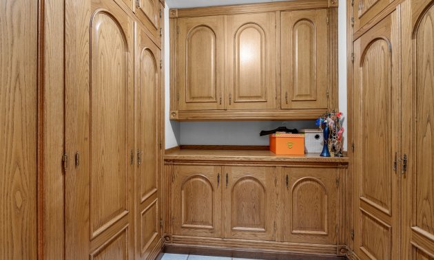 Resale - Villa -
Torrevieja - Torre La Mata