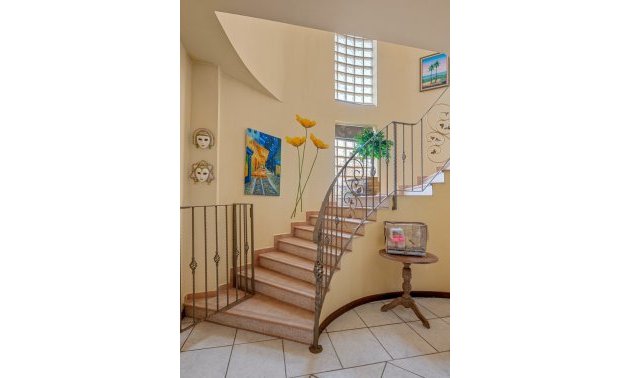 Resale - Villa -
Torrevieja - Torre La Mata