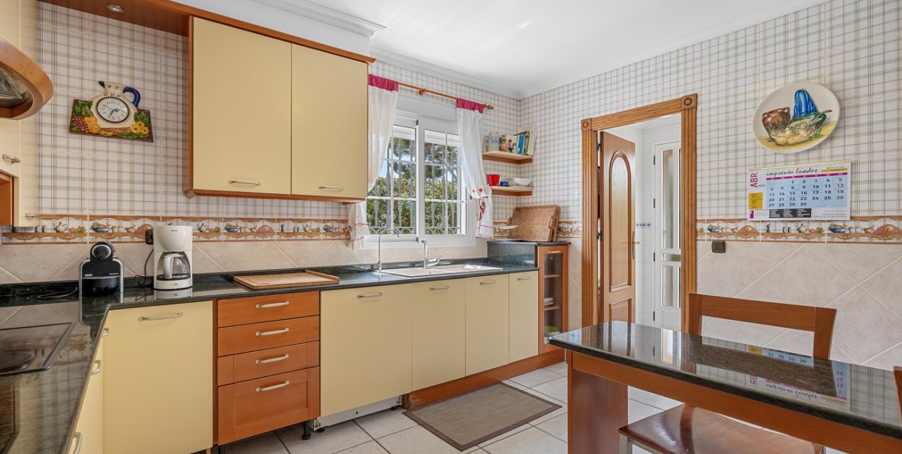 Resale - Villa -
Torrevieja - Torre La Mata