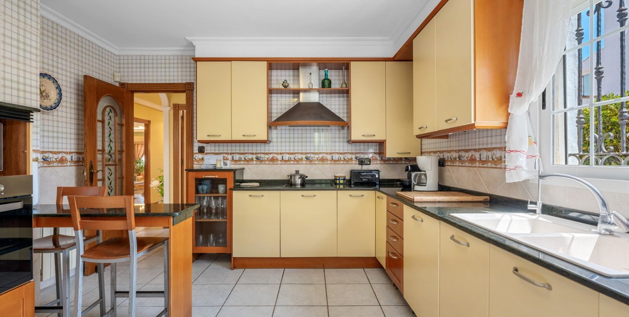 Resale - Villa -
Torrevieja - Torre La Mata