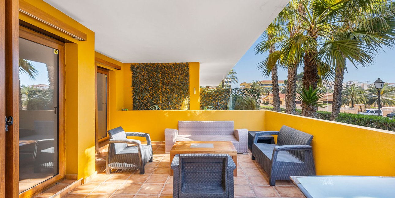 Rynek wtórny - Mieszkanie  -
Torrevieja - Punta prima