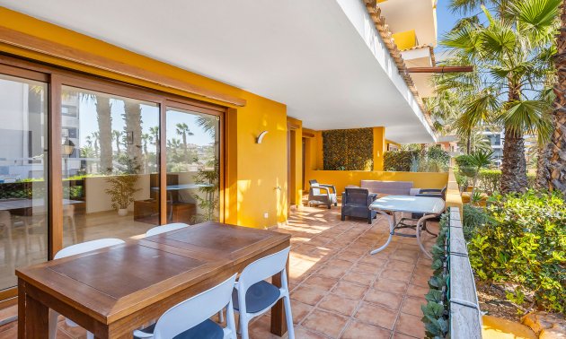 Rynek wtórny - Mieszkanie  -
Torrevieja - Punta prima