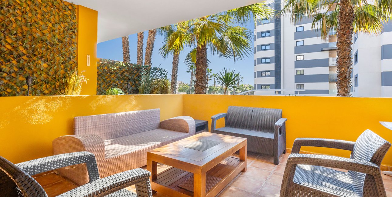 Rynek wtórny - Mieszkanie  -
Torrevieja - Punta prima