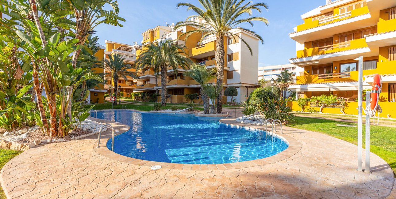 Rynek wtórny - Mieszkanie  -
Torrevieja - Punta prima