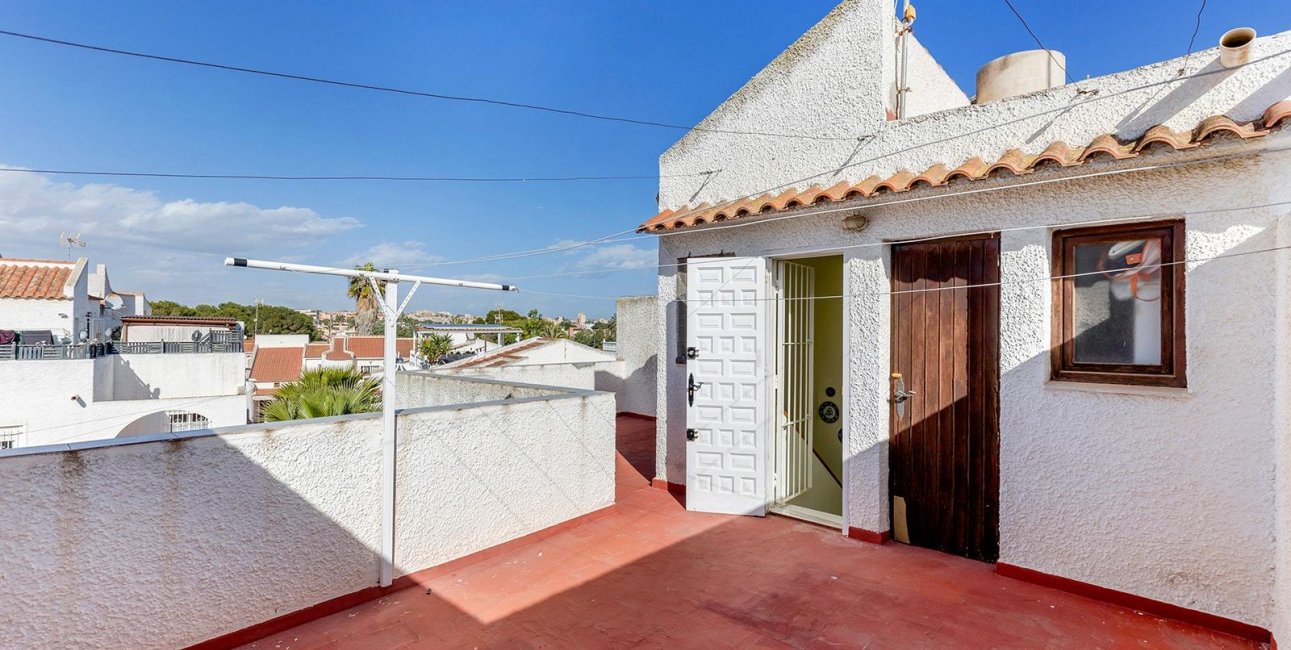 Rynek wtórny - Dom Szeregowy -
Torrevieja - Calas Blancas