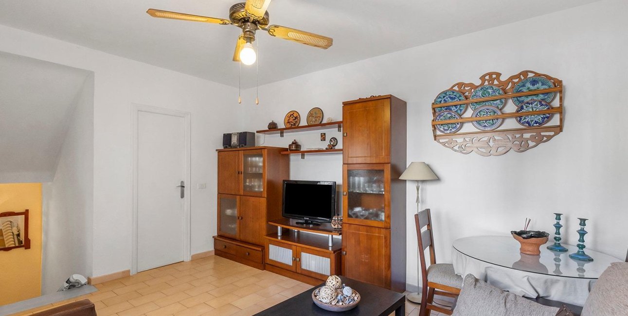 Rynek wtórny - Dom Szeregowy -
Torrevieja - Calas Blancas