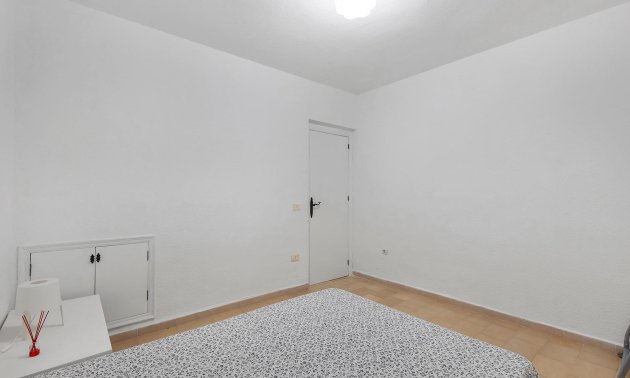 Rynek wtórny - Dom Szeregowy -
Torrevieja - Calas Blancas