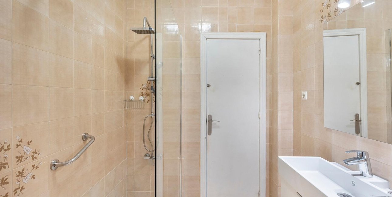 Rynek wtórny - Dom Szeregowy -
Torrevieja - Calas Blancas