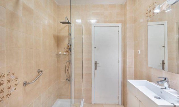 Rynek wtórny - Dom Szeregowy -
Torrevieja - Calas Blancas