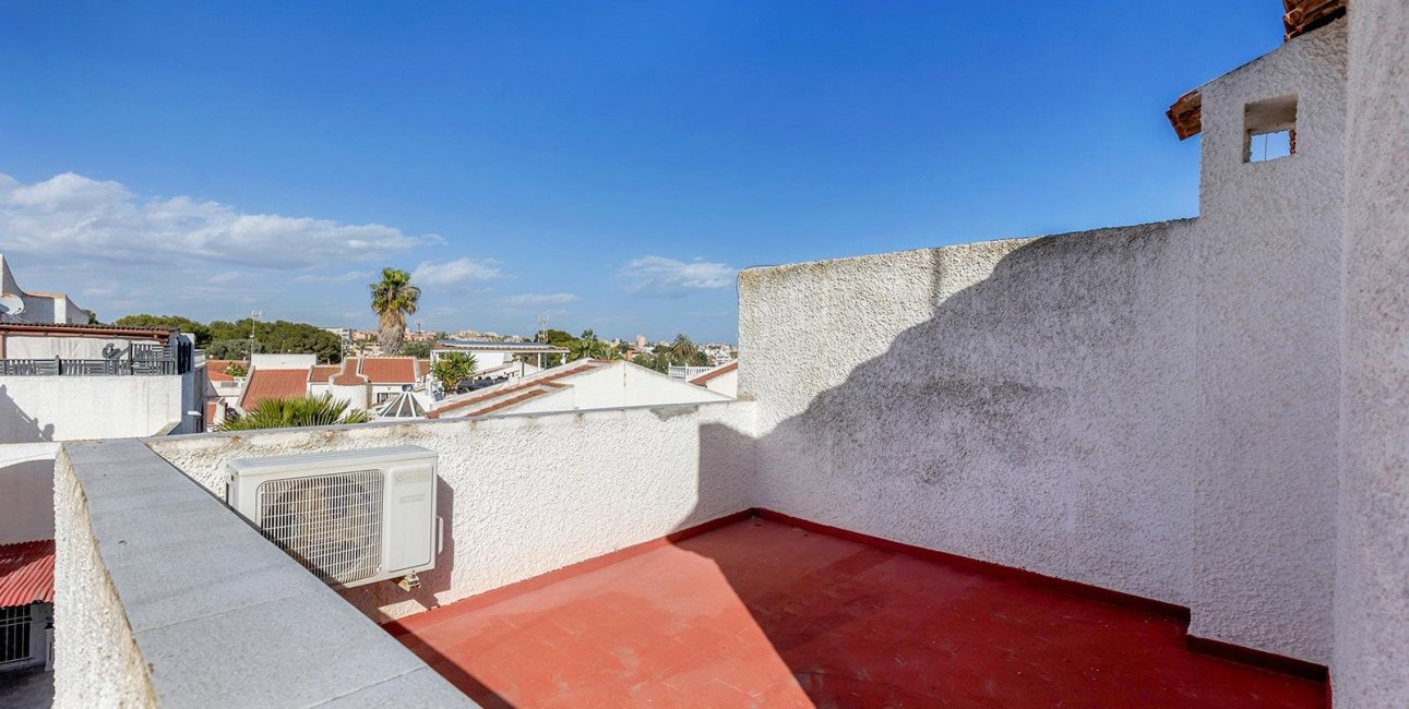 Rynek wtórny - Dom Szeregowy -
Torrevieja - Calas Blancas