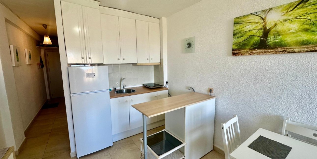 Resale - Apartment / flat -
Torrevieja - Cabo cervera