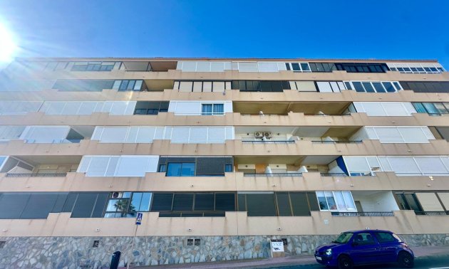 Resale - Apartment / flat -
Torrevieja - Cabo cervera