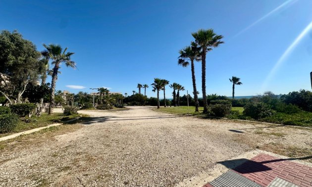 Resale - Apartment / flat -
Torrevieja - Cabo cervera