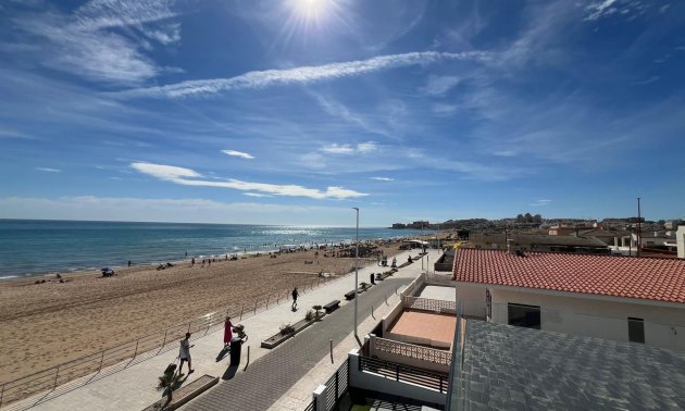 Rynek wtórny - Villa de Lujo -
Torrevieja - La Mata