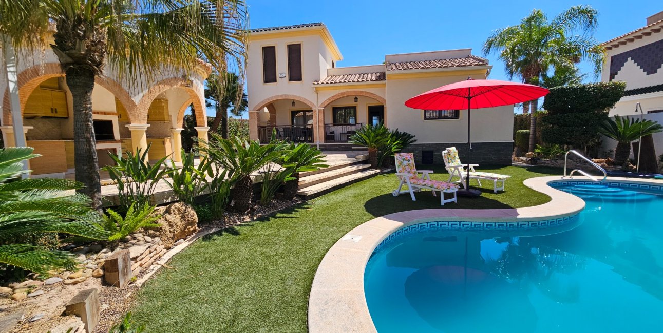 Rynek wtórny - Willa -
Ciudad Quesada - Doña Pepa