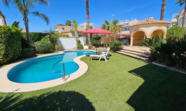 Rynek wtórny - Willa -
Ciudad Quesada - Doña Pepa