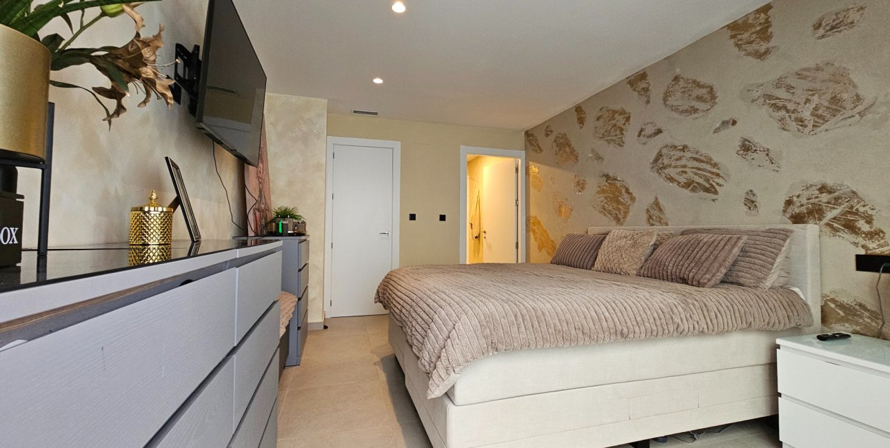 Resale - Villa -
Algorfa - La Finca Golf Resort