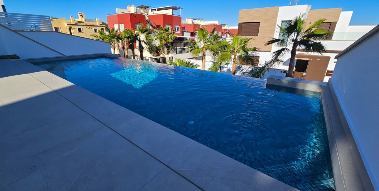 Resale - Villa -
Algorfa - La Finca Golf Resort