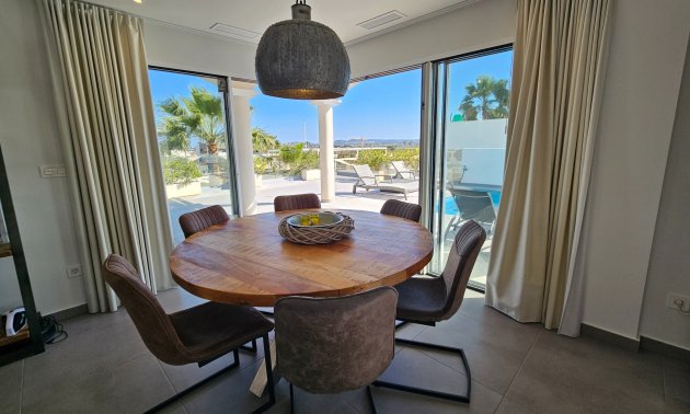 Resale - Villa -
La Marina - La Marina - Urbanization