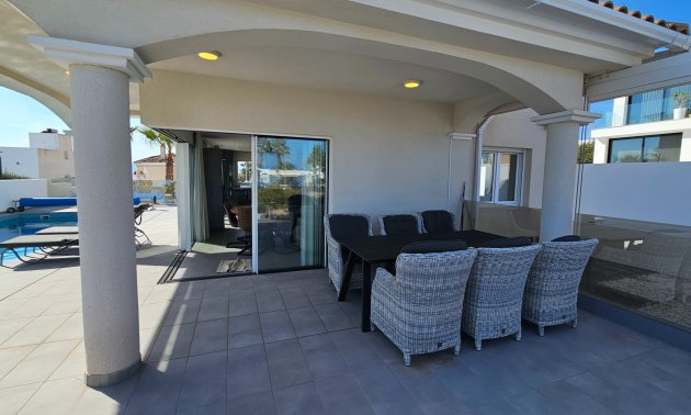 Resale - Villa -
La Marina - La Marina - Urbanization