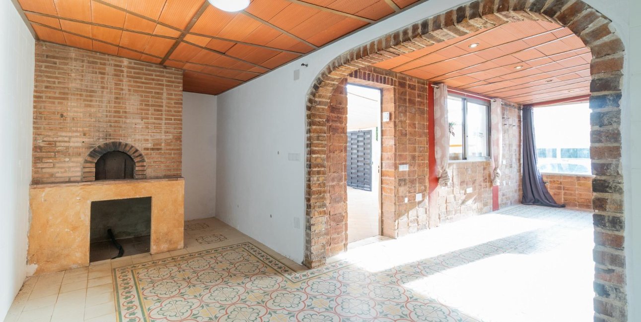 Resale - Villa -
Torrevieja - Orihuela costa