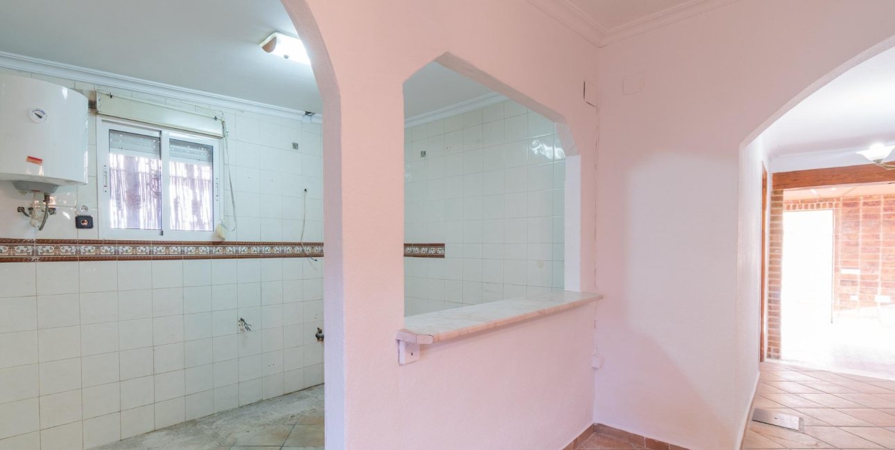 Resale - Villa -
Torrevieja - Orihuela costa