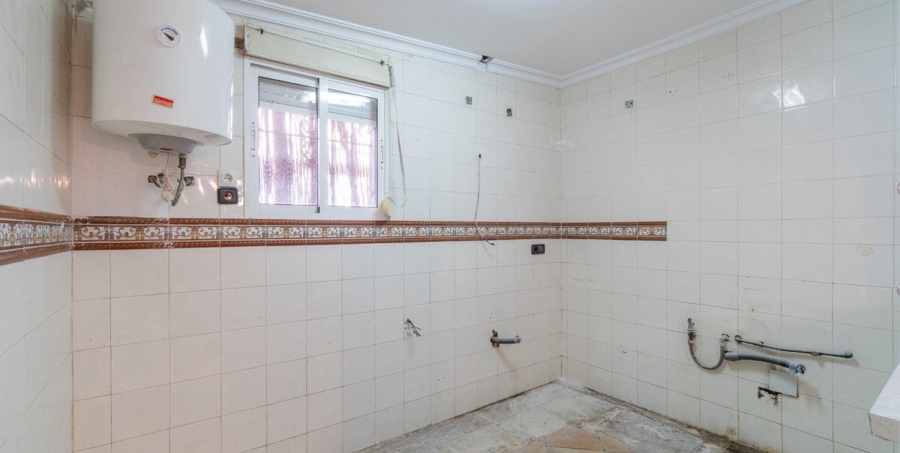 Resale - Villa -
Torrevieja - Orihuela costa