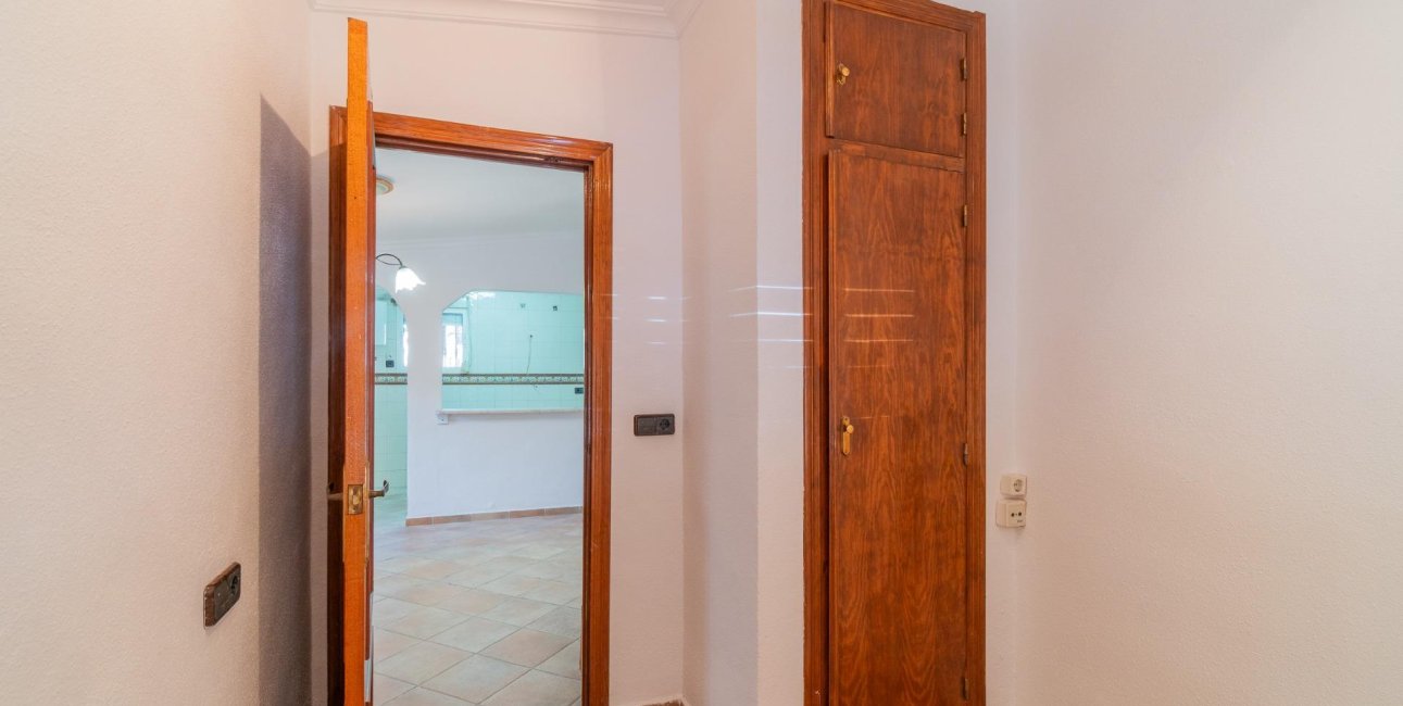 Resale - Villa -
Torrevieja - Orihuela costa