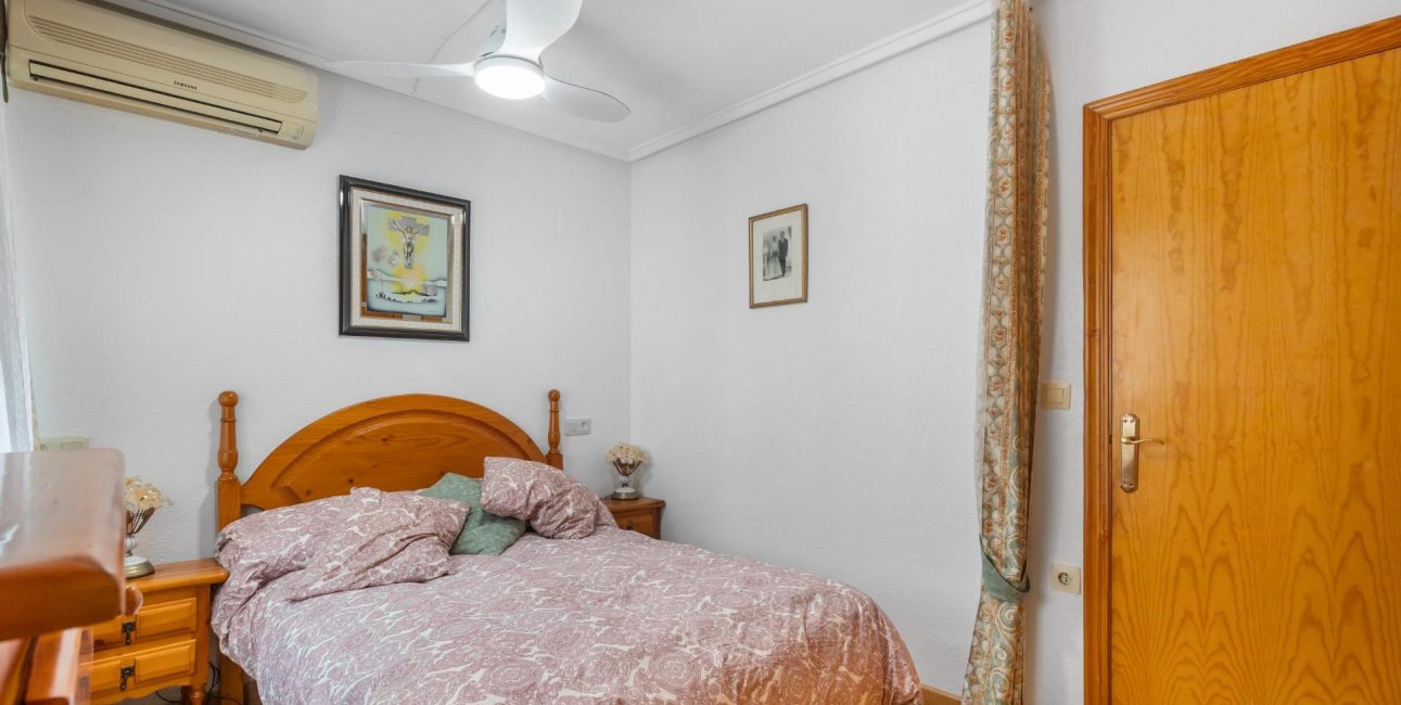 Rynek wtórny - Penthouse -
Torrevieja - Playa del Cura