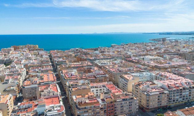 Rynek wtórny - Penthouse -
Torrevieja - Playa del Cura
