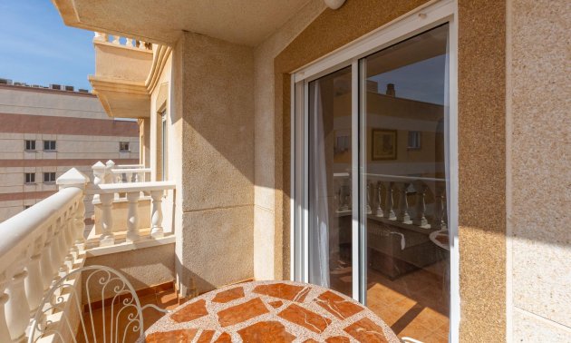 Rynek wtórny - Mieszkanie  -
Torrevieja - Nueva Torrevieja