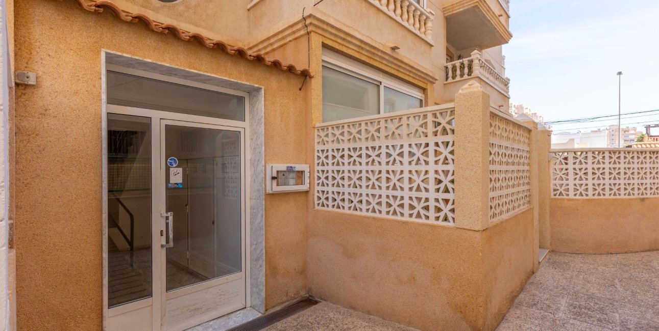 Rynek wtórny - Mieszkanie  -
Torrevieja - Nueva Torrevieja