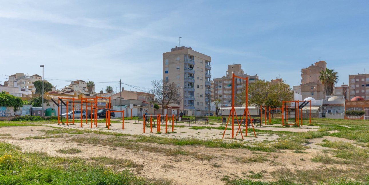 Rynek wtórny - Mieszkanie  -
Torrevieja - Nueva Torrevieja